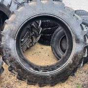 Була шина 15.5R38 на МТЗ 80/82. Київ