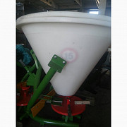 Розкидач добрив на 300кг. 500кг. 1000кг. Польща ( Jar-met, Strumyk) та Україна, Одеська обл. Україна