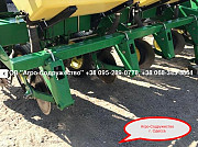 З США сівалка рядкова пневматична John Deere 1750 кількість рядів (секцій) - 8, Одеська область. Україна