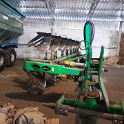 Плуг оборотний Велес-Агро ПОН 7+1, Сумська область. Україна