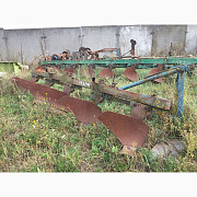 Плуги 5-ти та 7-ми корпусні, Київська область. Україна