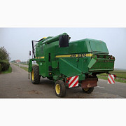 Комбайн John Deere 1055, Київська область. Украина