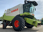 Вживаний комбайн Claas Lexion 560 (2004), Київська область. Україна