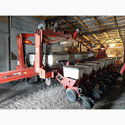 Сівалка рядкова WHITE 8180 16-рядна з вакуумним Precision Planting, Сумська область. Україна