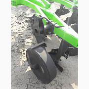 Плуг на трактор 3-х корпусний 3/25 Bomet (Польща), Київська область. Україна