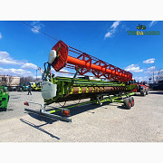 Жниварка зернова Claas V900, Київська область. Україна