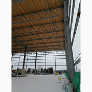 Продам ангар 34х38, Київ. 

Правильний варіант: Продам ангар 34х38, Київ. Украина