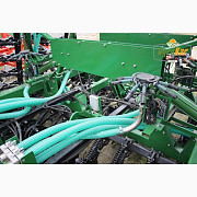 Посівний комплекс John Deere 1890+1910 () - 9 м, Кіровоградська область. Україна