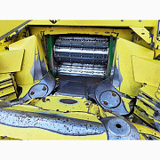 Кормозбиральний комбайн John Deere 8400, Київська область. Україна